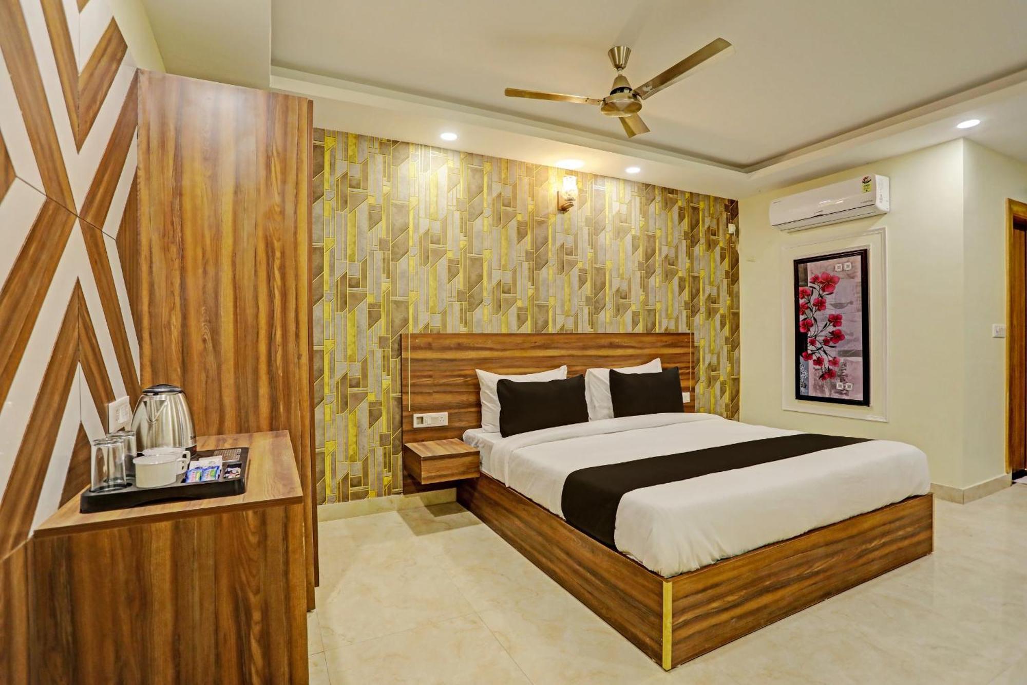 Hotel Green Citymax Walk A Family Hotel - Delhi Airport 뉴델리 외부 사진