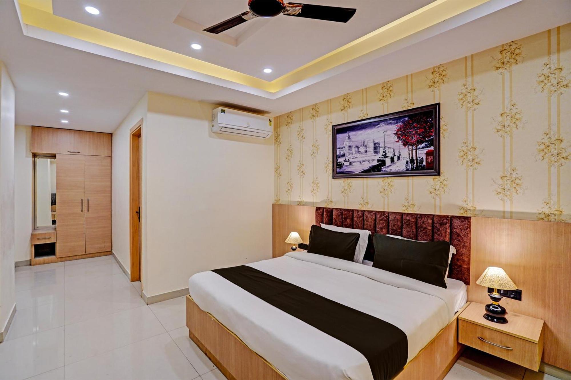 Hotel Green Citymax Walk A Family Hotel - Delhi Airport 뉴델리 외부 사진