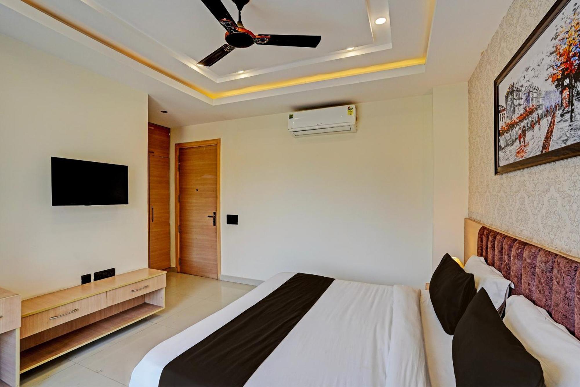 Hotel Green Citymax Walk A Family Hotel - Delhi Airport 뉴델리 외부 사진