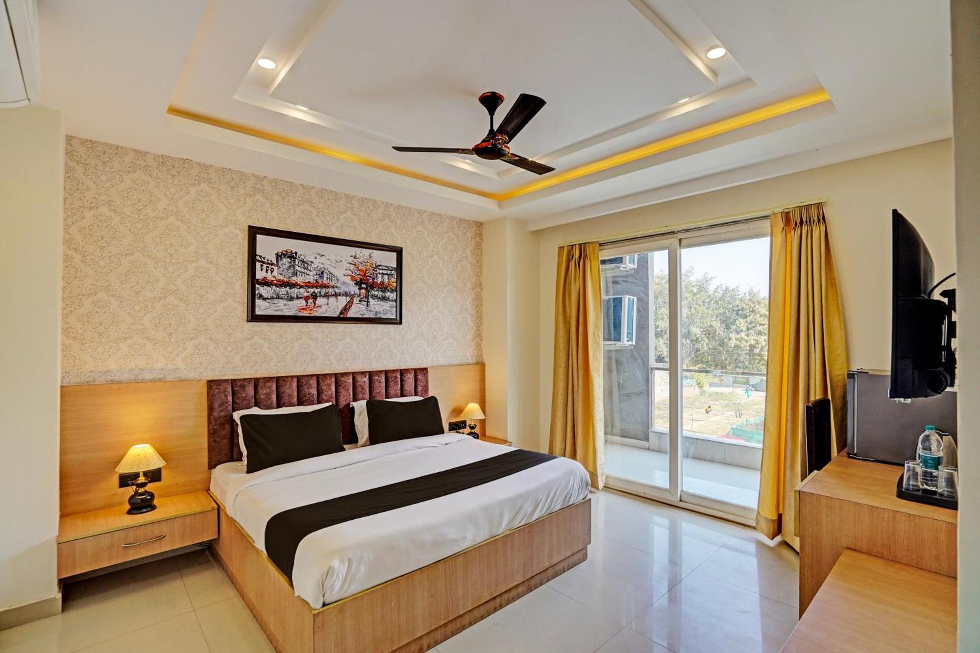 Hotel Green Citymax Walk A Family Hotel - Delhi Airport 뉴델리 외부 사진